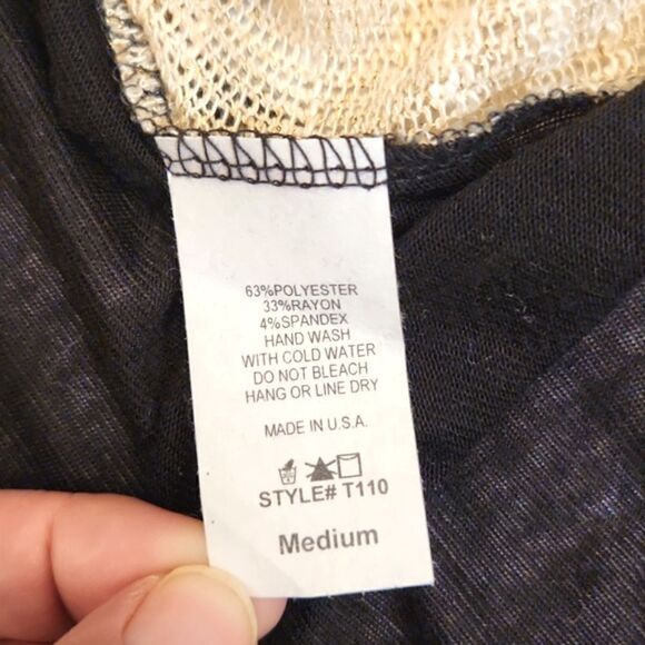 Nwt Womens Iris Design Gold & Black sheer sparkly top size Medium. - Picture 10 of 11